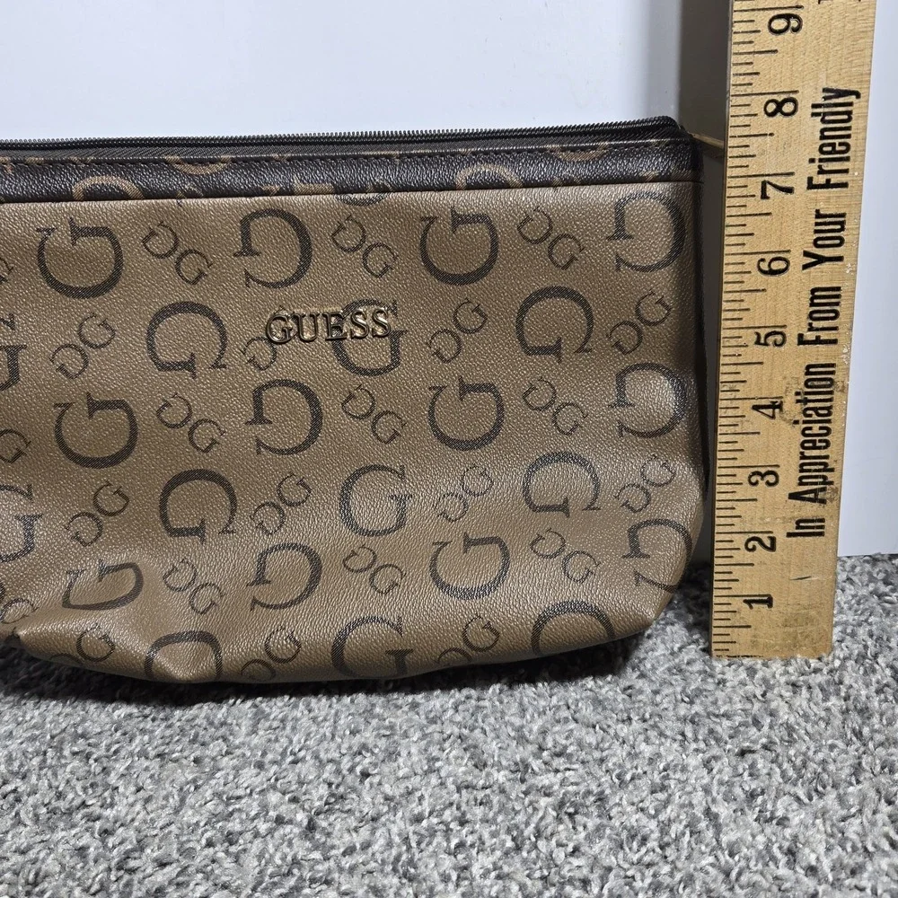 GUESS‎ Make Up Cosmetic Bag Zip Top Closure Brown Tones Gold Tone Trim LOGO